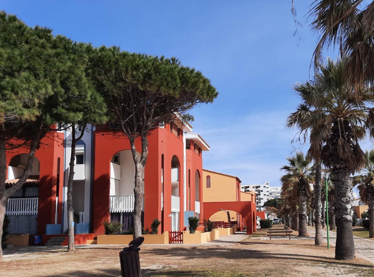 Appartement en Résidence avec piscine Le Barcarès Exterior foto